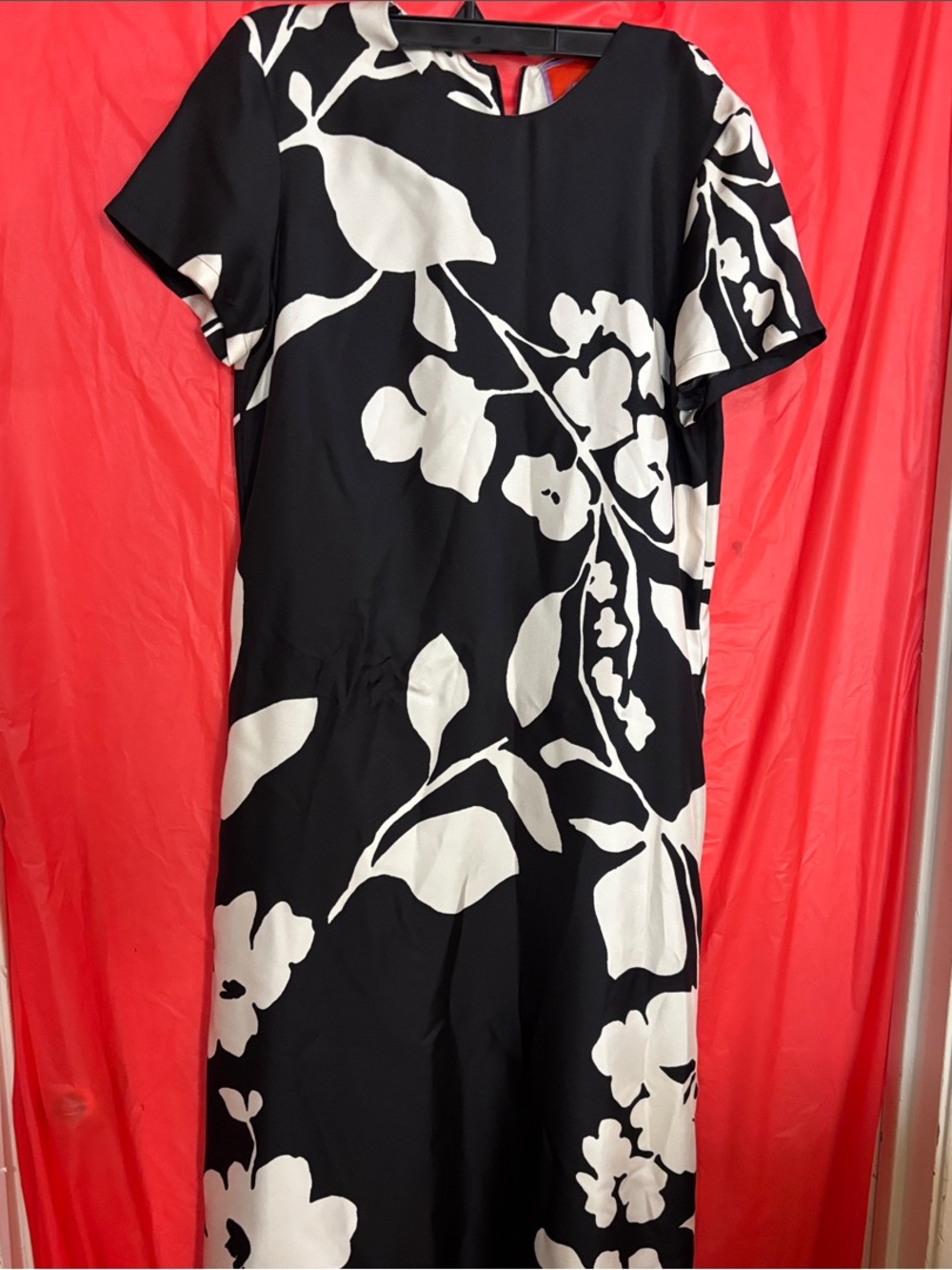 LA DoubleJ Black and White Floral Shift Dress